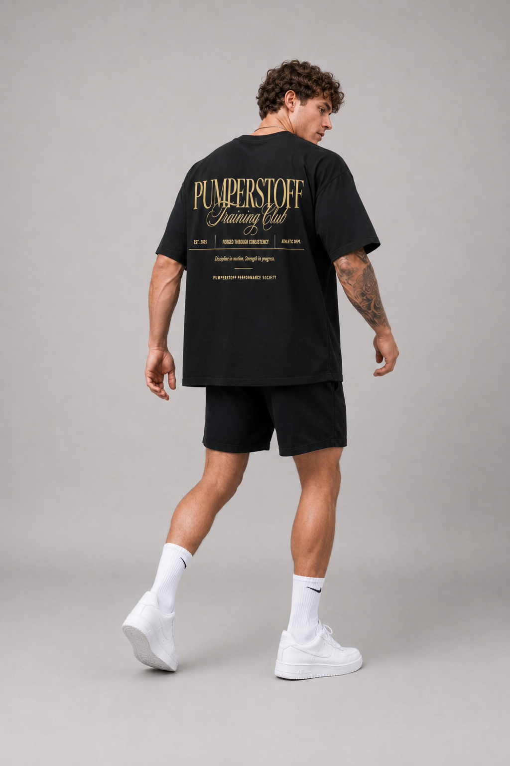TRAINING CLUB Oversized Shirt